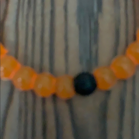 lokai Find Your Balance Bracelet - Picture 4 of 8